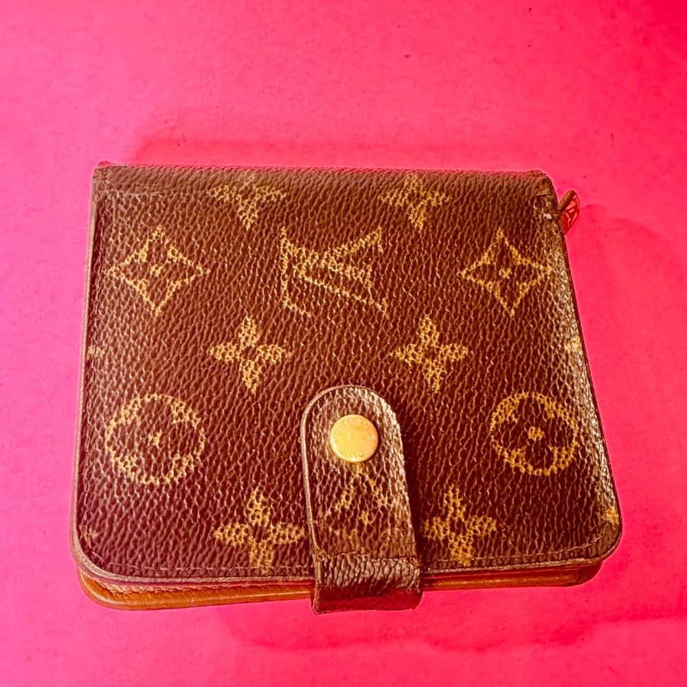 Louis Vuitton Classic Brown Monogram Wallet compact 4x4 organizer - Picture 2 of 14